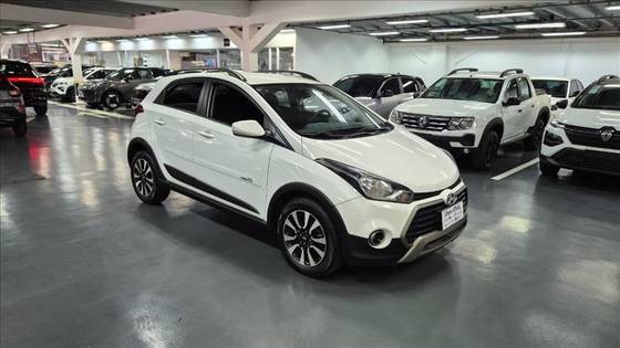 HYUNDAI HB20X 1.6 16V STYLE FLEX 4P MANUAL
